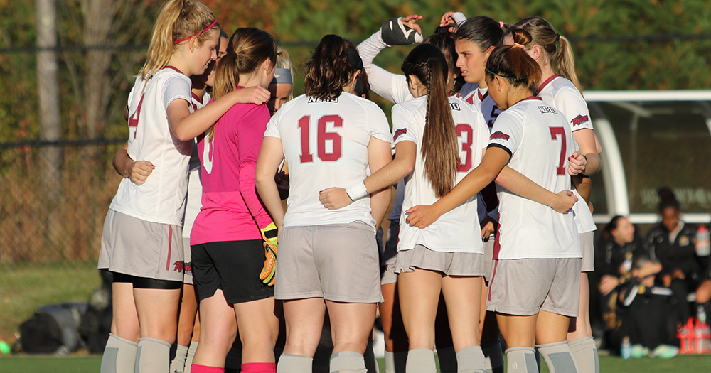 Late Goal Drops Women’s Soccer at AIC, 2-1