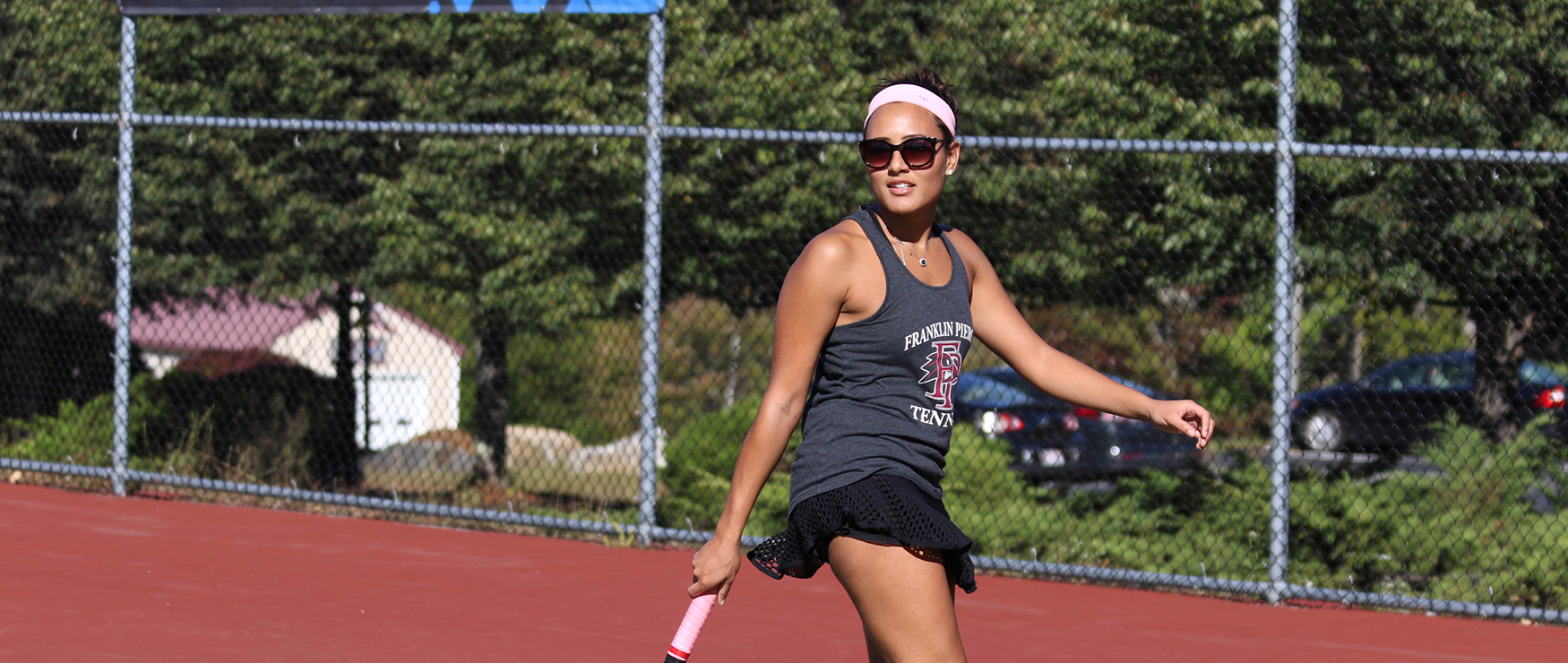 Women’s Tennis Slips Past Saint Rose, 4-3