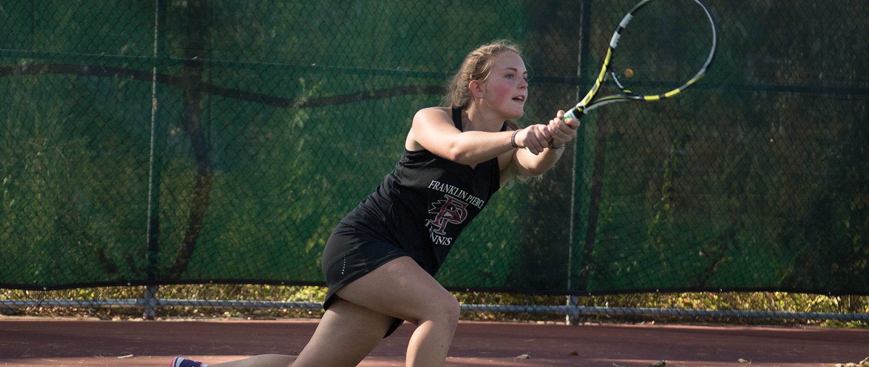 Women’s Tennis Edged at AIC, 5-4