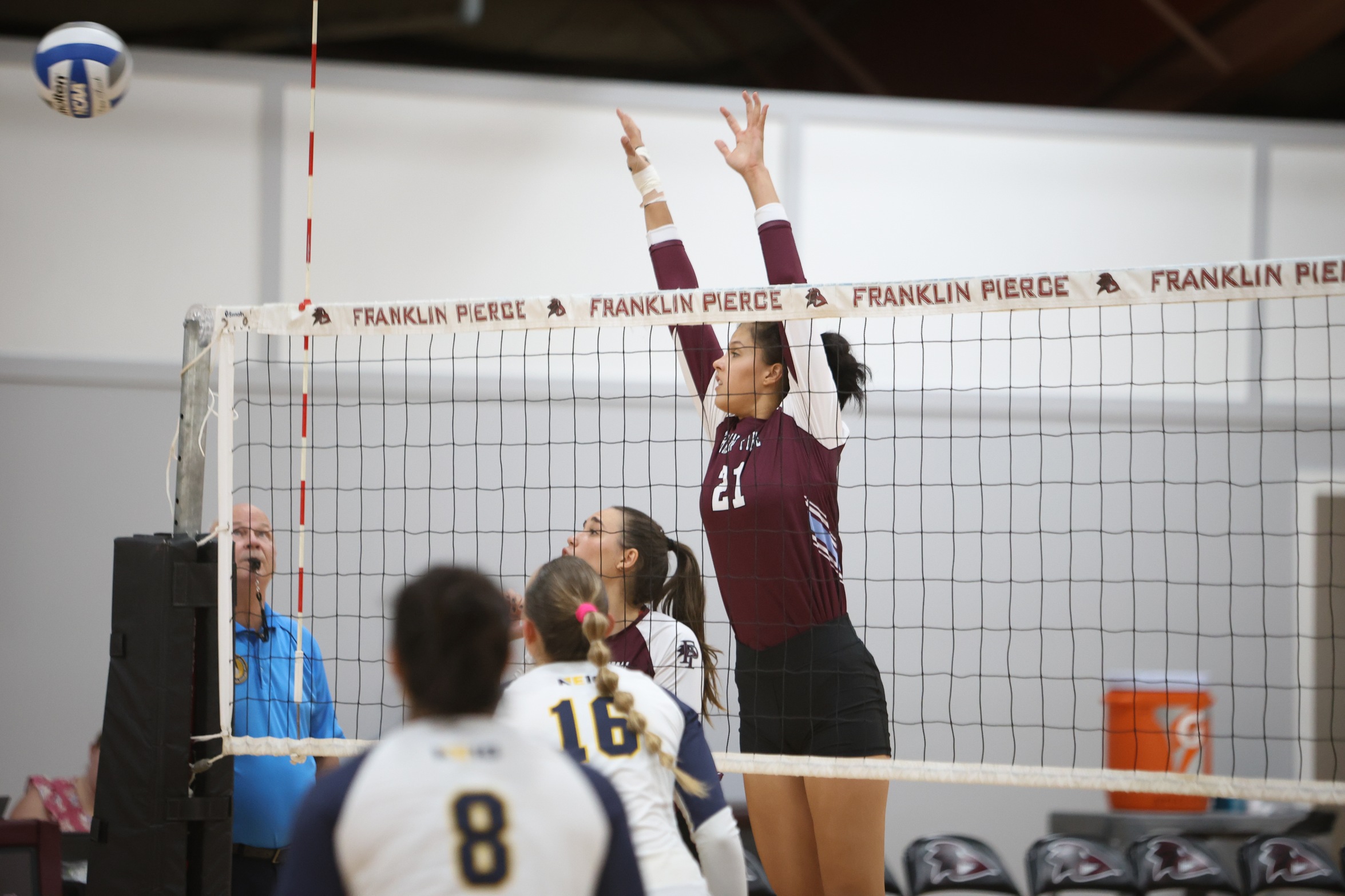 Volleyball: Ravens See Mixed Results on Day One of the Shannon Sullivan Memorial Tournament