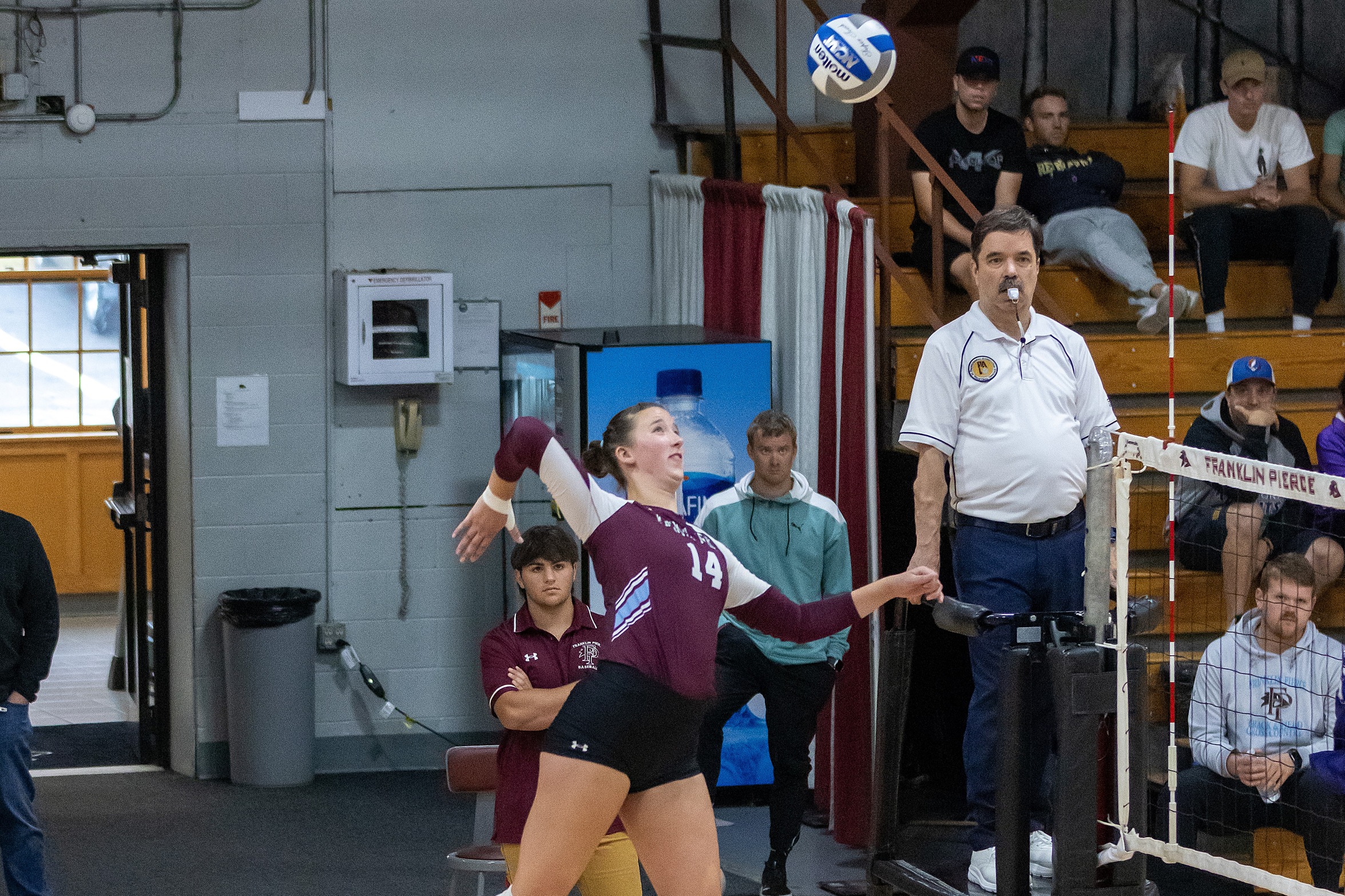 Volleyball Swept in Straight Sets at Assumption, 3-0